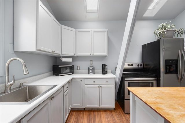 27 Ricks Road, Charlestown, RI 02813