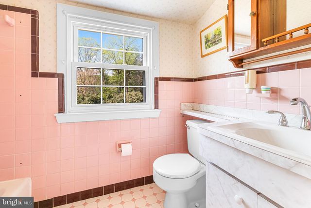 1036 KIPLING RD, Jenkintown, PA 19046