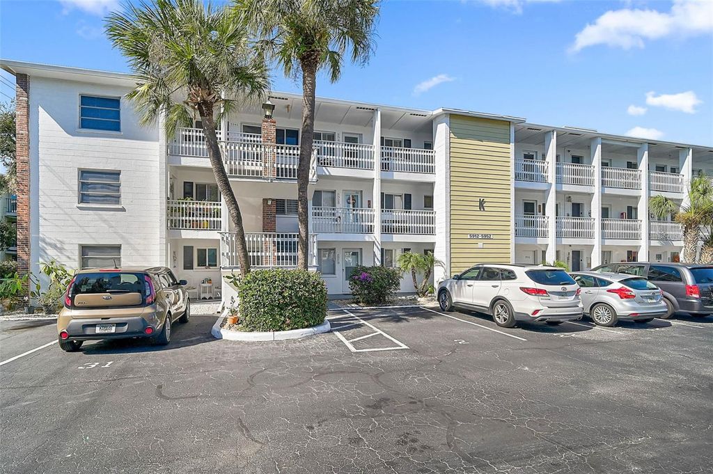 5940 EASY STREET K31, Bradenton, FL 34207