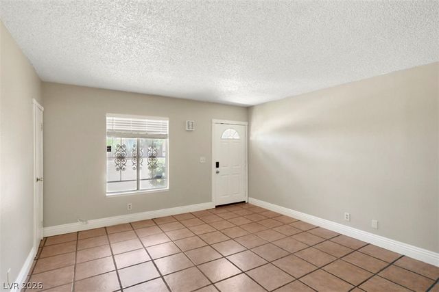 474 Las Casitas Way, Las Vegas, NV 89121