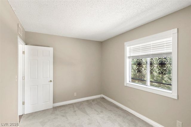474 Las Casitas Way, Las Vegas, NV 89121