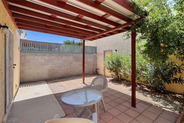 474 Las Casitas Way, Las Vegas, NV 89121