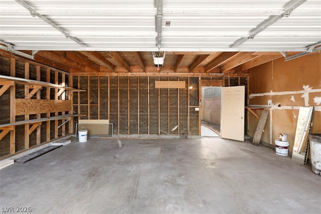 474 Las Casitas Way, Las Vegas, NV 89121