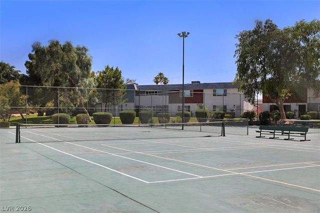 474 Las Casitas Way, Las Vegas, NV 89121