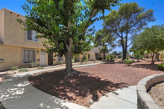 474 Las Casitas Way, Las Vegas, NV 89121