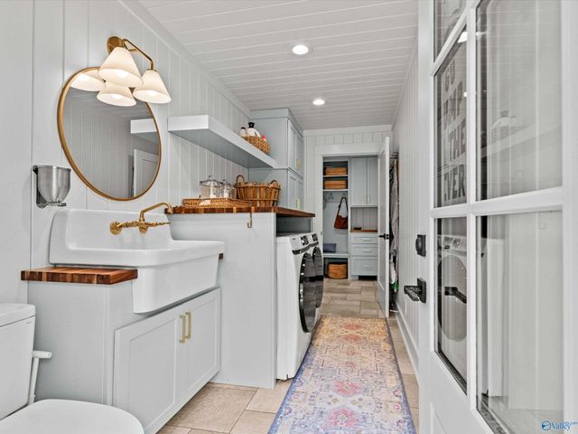 386 York Drive, Rogersville, AL 35652