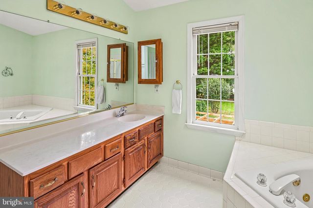 16111 AMETHYST LN, Bowie, MD 20716