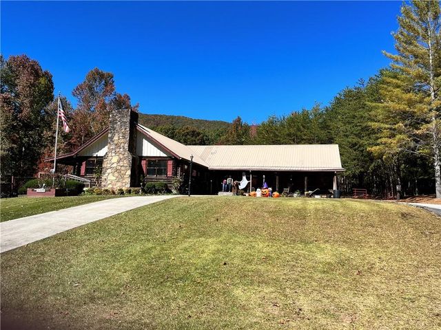 146 Canyon Pass, Cleveland, GA 30528