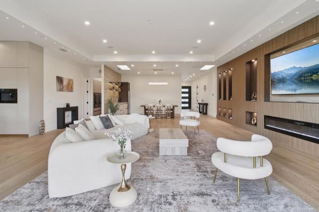 784 S Genevieve Lane, San Jose, CA 95128
