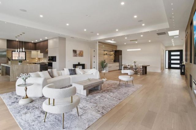784 S Genevieve Lane, San Jose, CA 95128