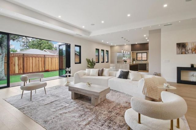784 S Genevieve Lane, San Jose, CA 95128