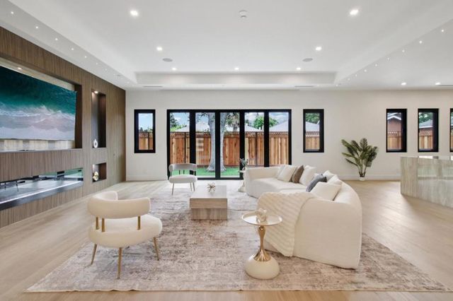 784 S Genevieve Lane, San Jose, CA 95128