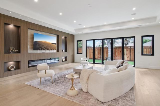 784 S Genevieve Lane, San Jose, CA 95128