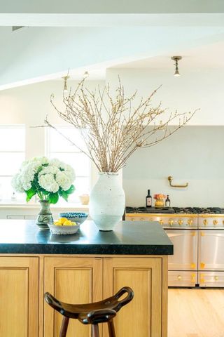 25 Bimini Dr, Rockport, TX 78382