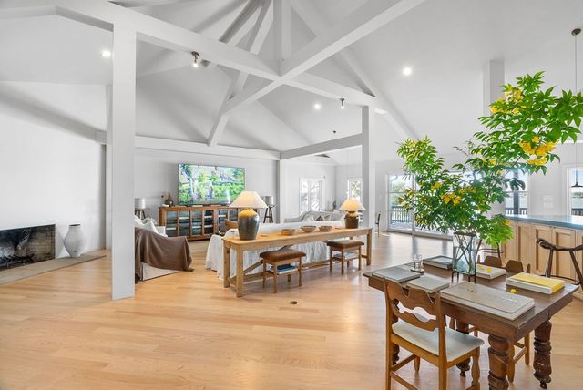 25 Bimini Dr, Rockport, TX 78382