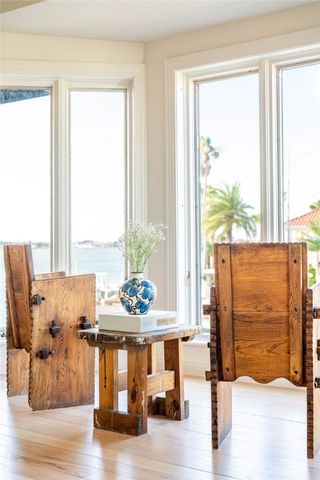 25 Bimini Dr, Rockport, TX 78382