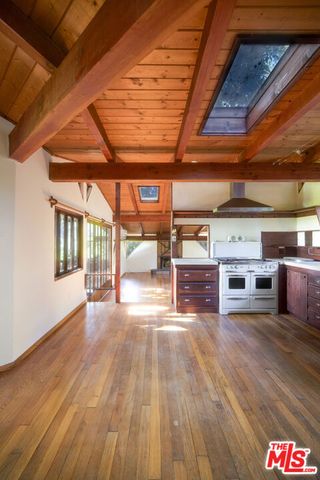 460 W Avenue 46, Los Angeles, CA 90065