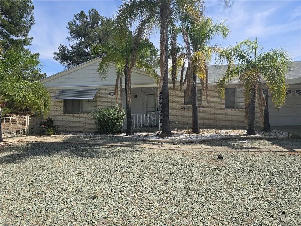 28040 Winthrop Court, Menifee, CA 92586