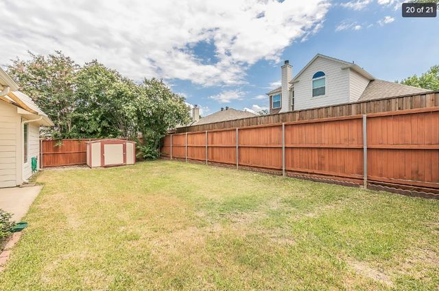 210 Madisson Drive, Euless, TX 76039