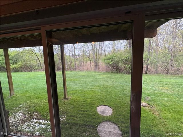 7283 Huntcliff 57, West Bloomfield, MI 48322