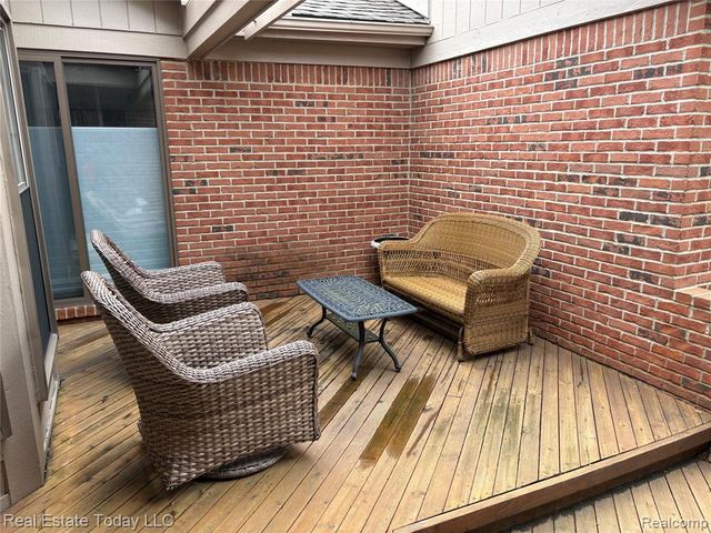 7283 Huntcliff 57, West Bloomfield, MI 48322