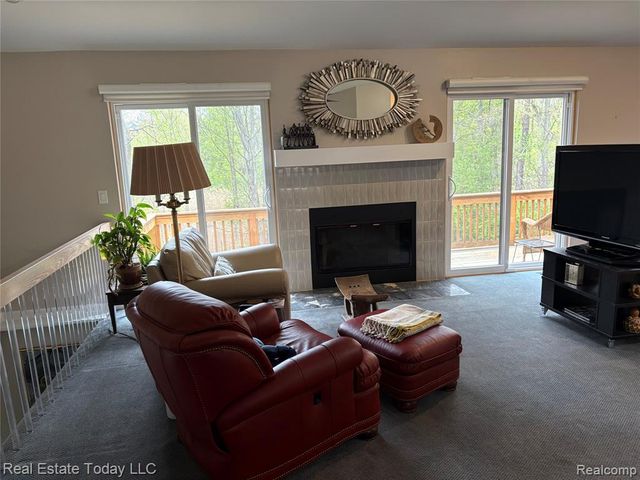 7283 Huntcliff 57, West Bloomfield, MI 48322