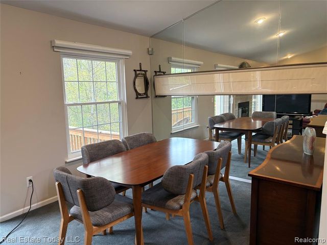 7283 Huntcliff 57, West Bloomfield, MI 48322