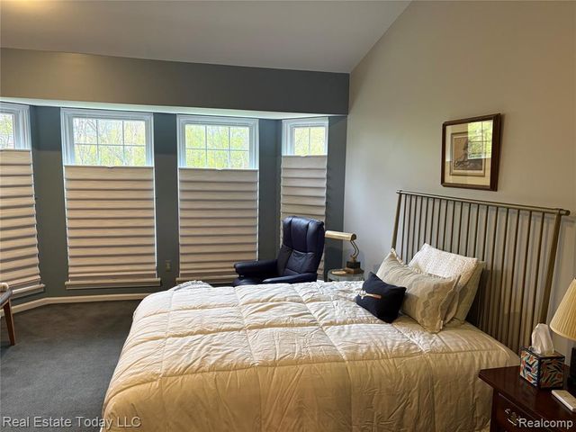 7283 Huntcliff 57, West Bloomfield, MI 48322
