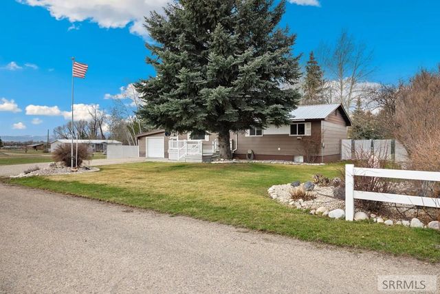 80 S 4th Street, Driggs, ID 83422