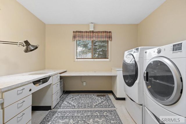 80 S 4th Street, Driggs, ID 83422