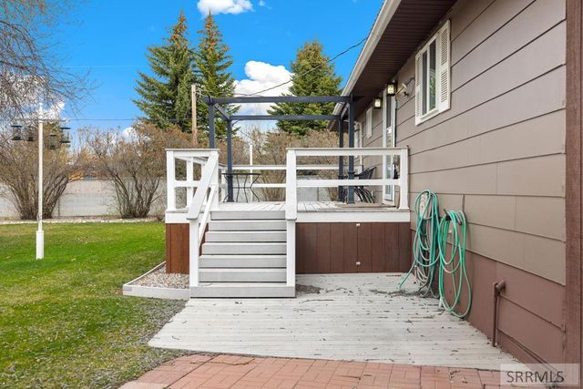 80 S 4th Street, Driggs, ID 83422