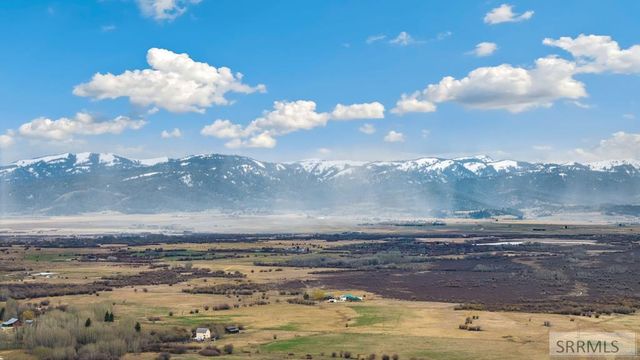 80 S 4th Street, Driggs, ID 83422