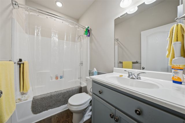 305 Breaux Lane, Mabank, TX 75147