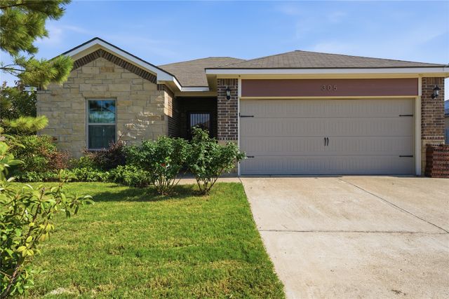 305 Breaux Lane, Mabank, TX 75147