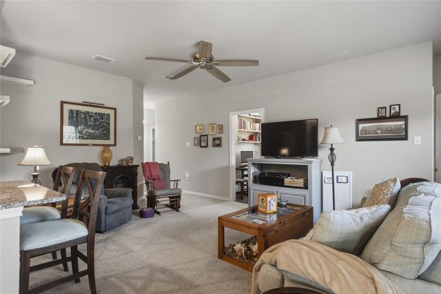 305 Breaux Lane, Mabank, TX 75147