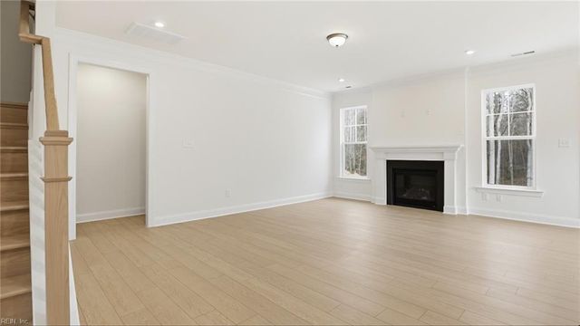 1126 Wharf Hill DR, Smithfield, VA 23430