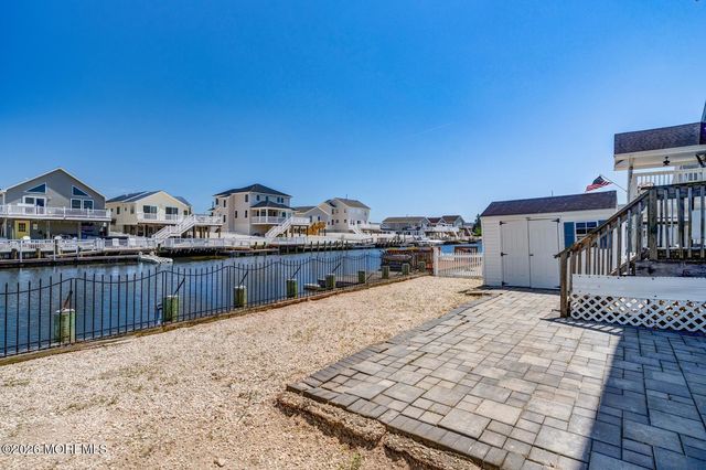 22 W Raritan Drive, Little Egg Harbor, NJ 08087