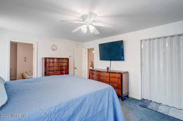 22 W Raritan Drive, Little Egg Harbor, NJ 08087