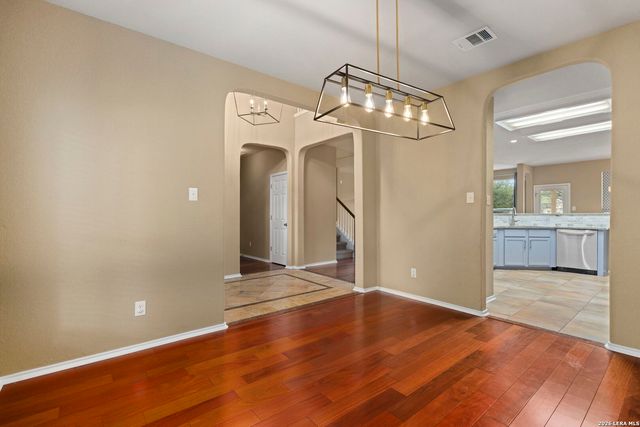 8230 Piney Wood Run, San Antonio, TX 78255