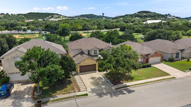 8230 Piney Wood Run, San Antonio, TX 78255