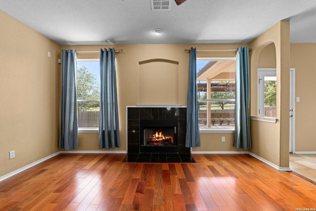 8230 Piney Wood Run, San Antonio, TX 78255