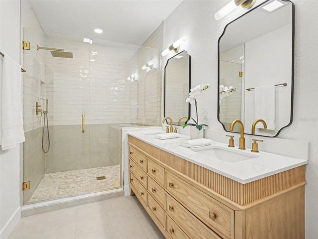 2400 REST HAVEN AVENUE, Orlando, FL 32806