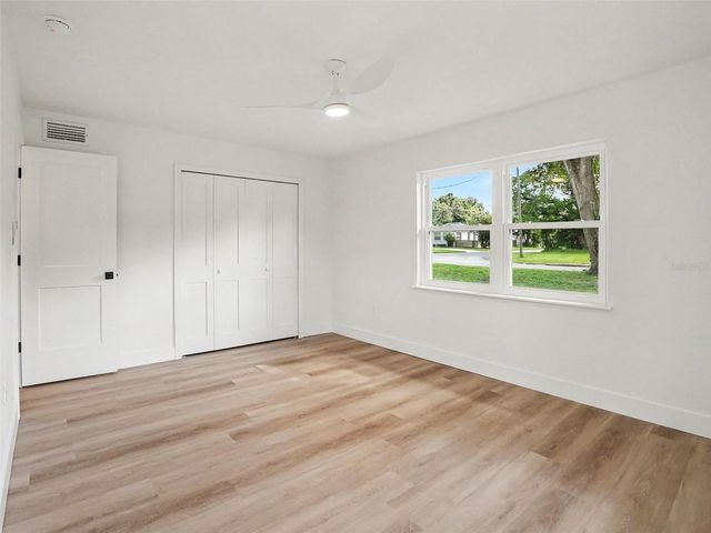 2400 REST HAVEN AVENUE, Orlando, FL 32806