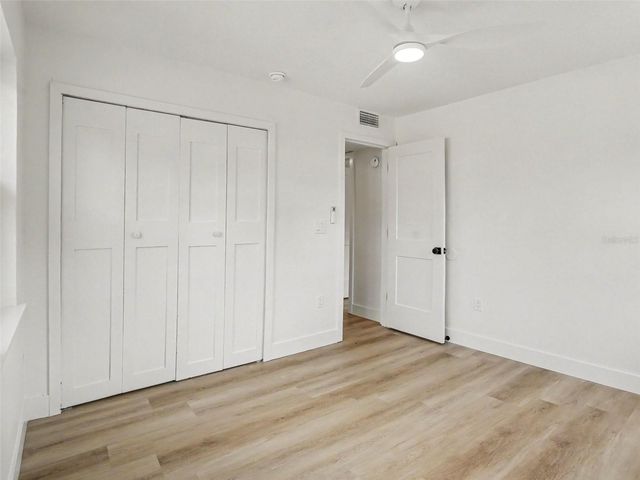 2400 REST HAVEN AVENUE, Orlando, FL 32806