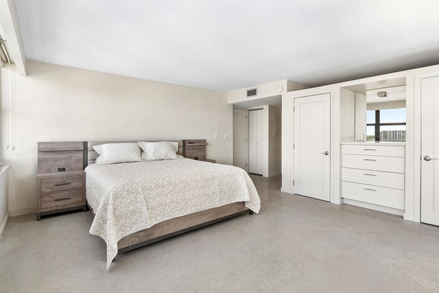 936 Intracoastal Drive 12h, Fort Lauderdale, FL 33304
