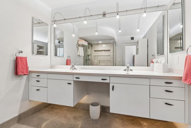 936 Intracoastal Drive 12h, Fort Lauderdale, FL 33304