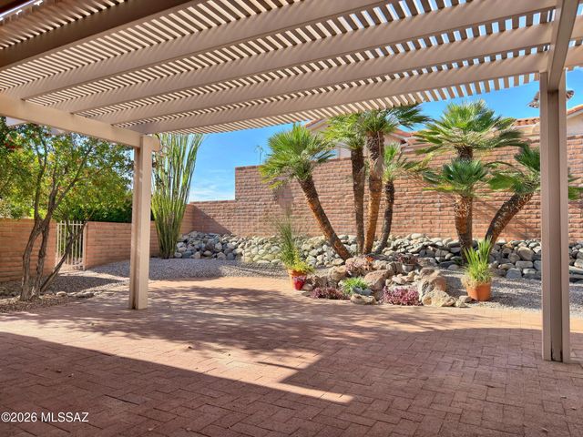 2349 E Agapanthus Street, Oro Valley, AZ 85755