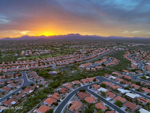 2349 E Agapanthus Street, Oro Valley, AZ 85755