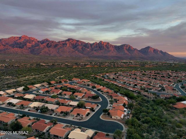 2349 E Agapanthus Street, Oro Valley, AZ 85755