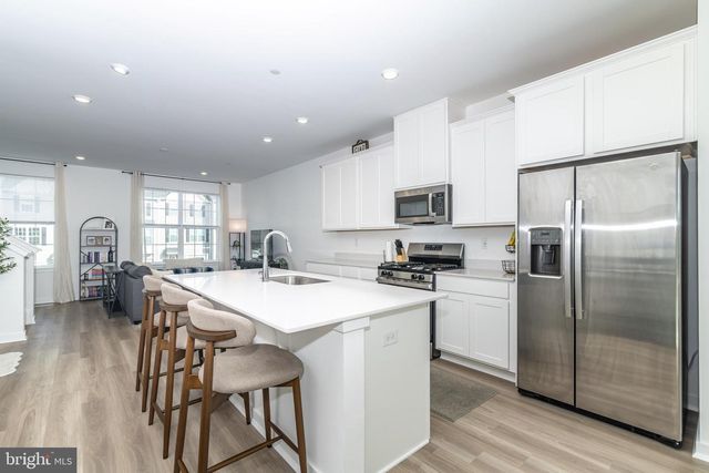 41 BARNES WAY, Sicklerville, NJ 08081